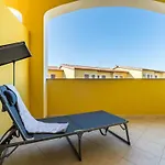 Comfortable With Patio Villa *
